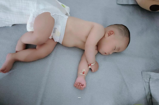 南阳宝宝咳到吐怎么办
